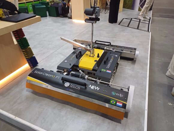 SolarCleano F1 Robot